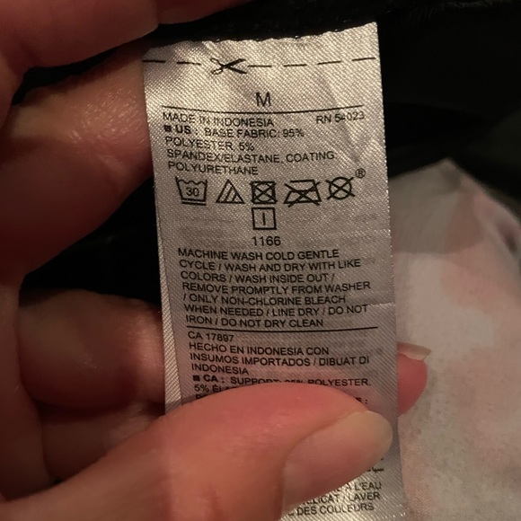 Old Navy Faux Leather Black Pants - Picture 6 of 6